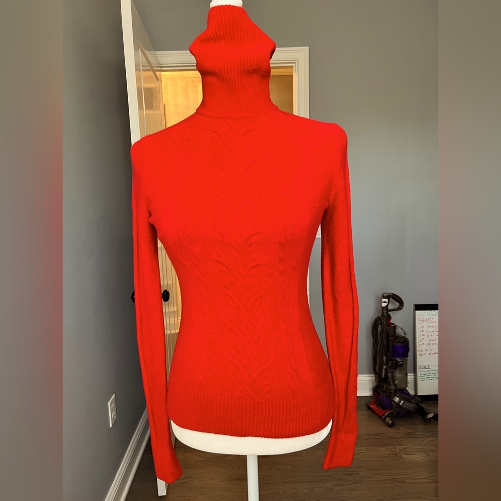 Bebe turtle neck sweater red